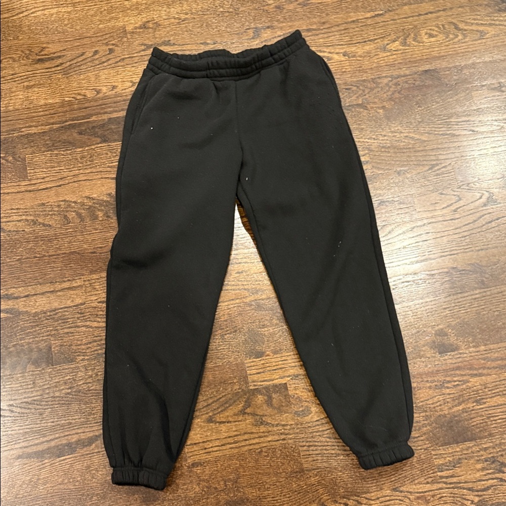 Classic Black woman’s small Sweatpants